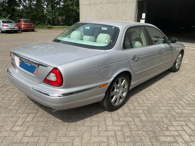 Jaguar XJ 3.0 V6 Sovereign — zdjęcie 2