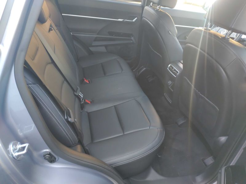 Ssangyong Torres 1.5 T-GDI Forest Edition — zdjęcie 13