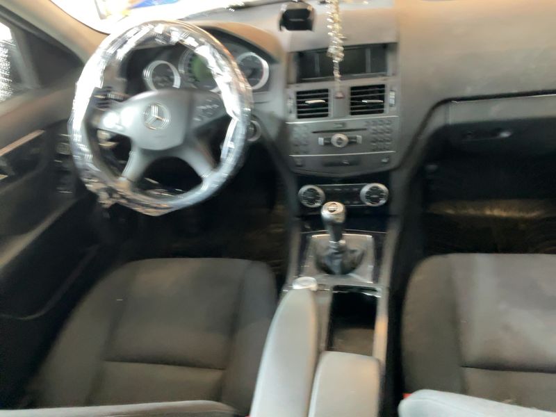 Mercedes-Benz C-Klasse C 180 CDI BlueEfficiency Classic — zdjęcie 12