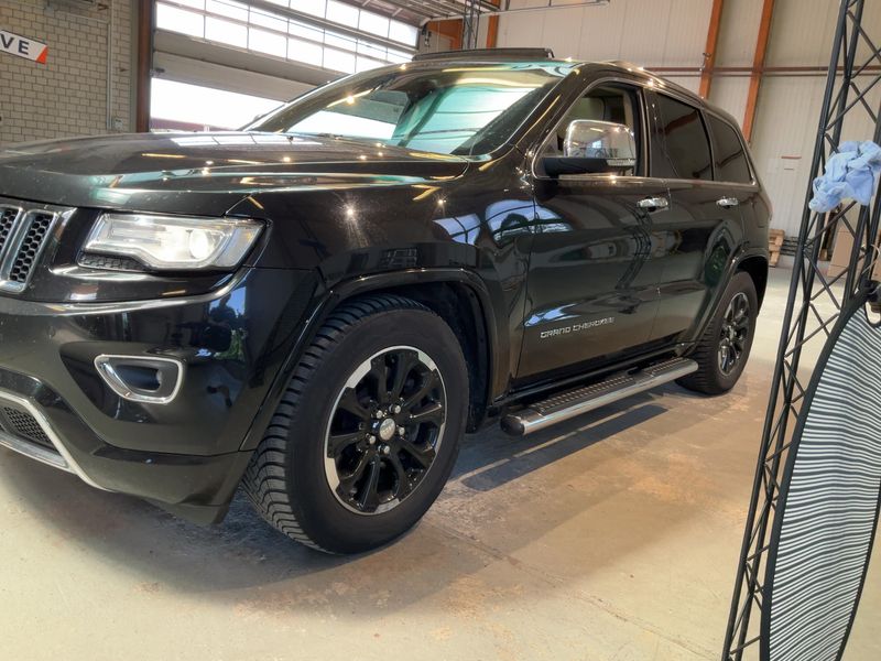 Jeep Grand Cherokee 3.0 CRD Overland — zdjęcie 2
