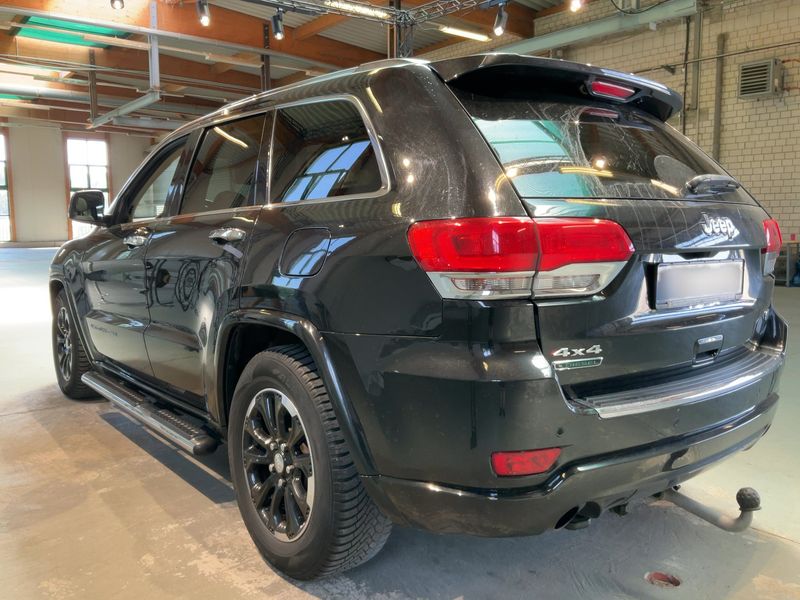 Jeep Grand Cherokee 3.0 CRD Overland — zdjęcie 3