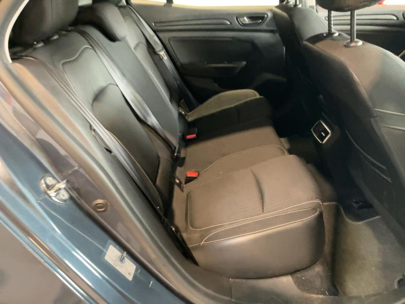 Renault Megane 1.5 dCi Energy Business — zdjęcie 14