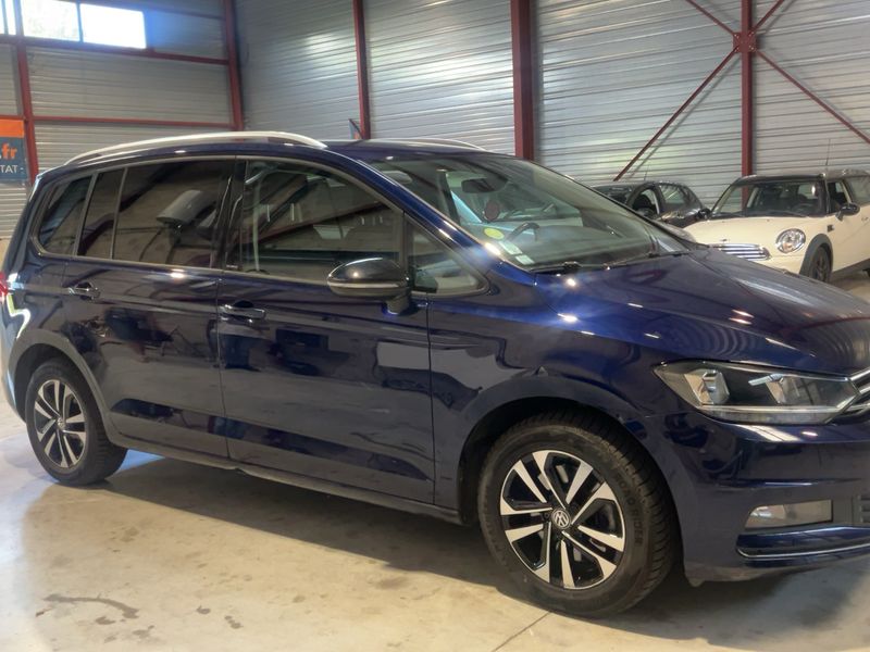 Volkswagen Touran 2.0 TDI IQ.DRIVE — zdjęcie 8