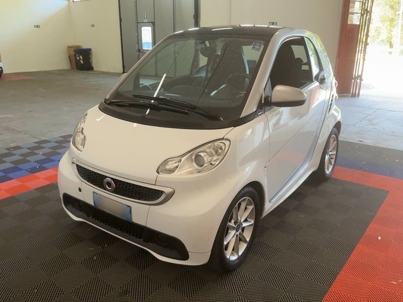 Smart fortwo 1.0 Micro Hybrid Drive pure