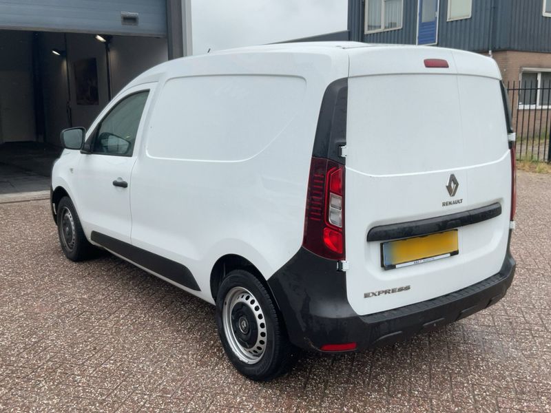 Renault Express 1.3 TCe Extra — zdjęcie 3