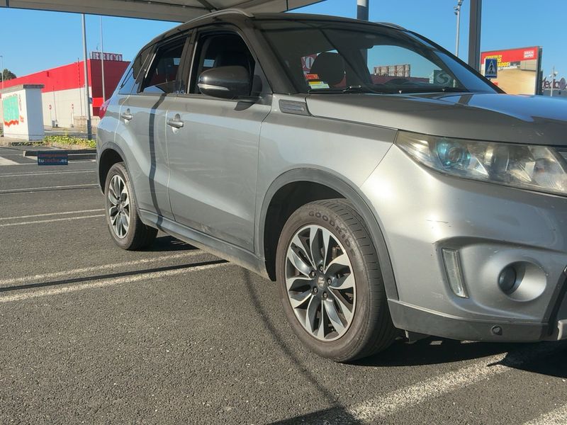 Suzuki Vitara 1.6 DDiS GLX 4x2 — zdjęcie 8