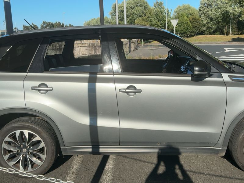 Suzuki Vitara 1.6 DDiS GLX 4x2 — zdjęcie 7