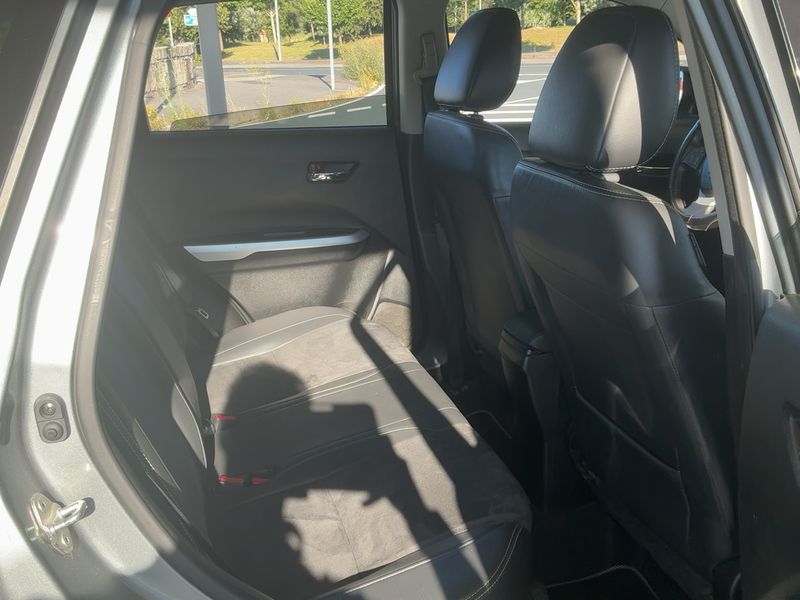 Suzuki Vitara 1.6 DDiS GLX 4x2 — zdjęcie 14