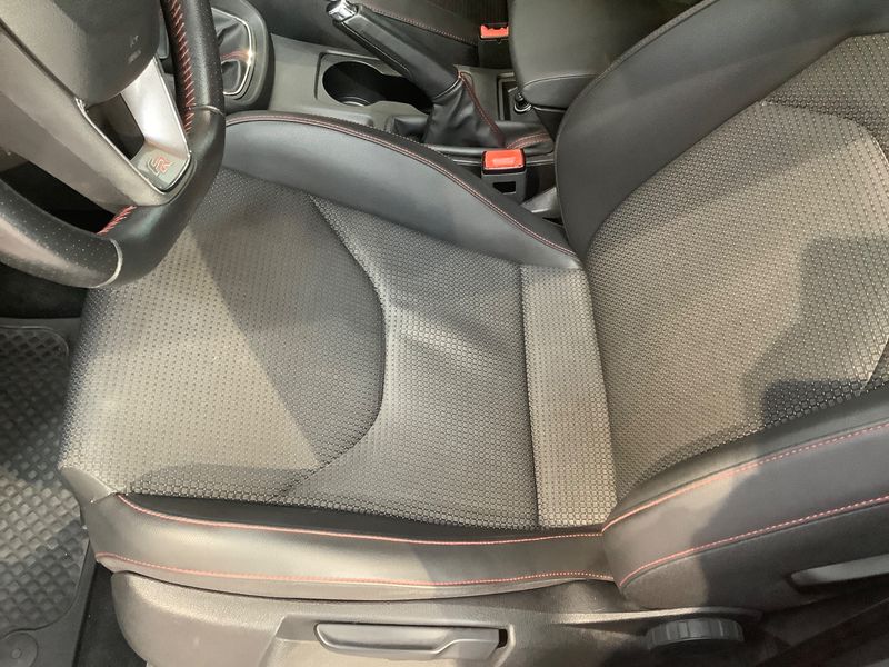 Seat Leon 2.0 TDI FR 2013 – снимка 27