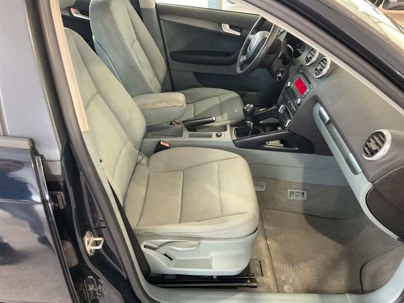 Audi A3 Sportback 1.6 Attraction — zdjęcie 3