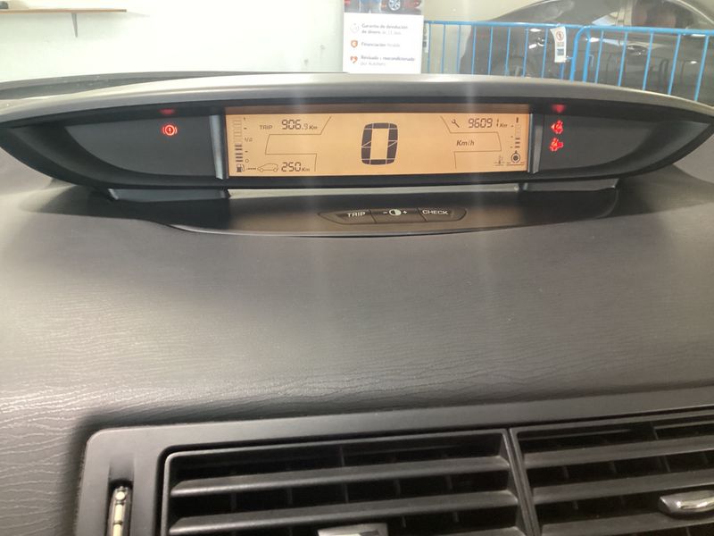 Citroen C4 1.6 SX — zdjęcie 4
