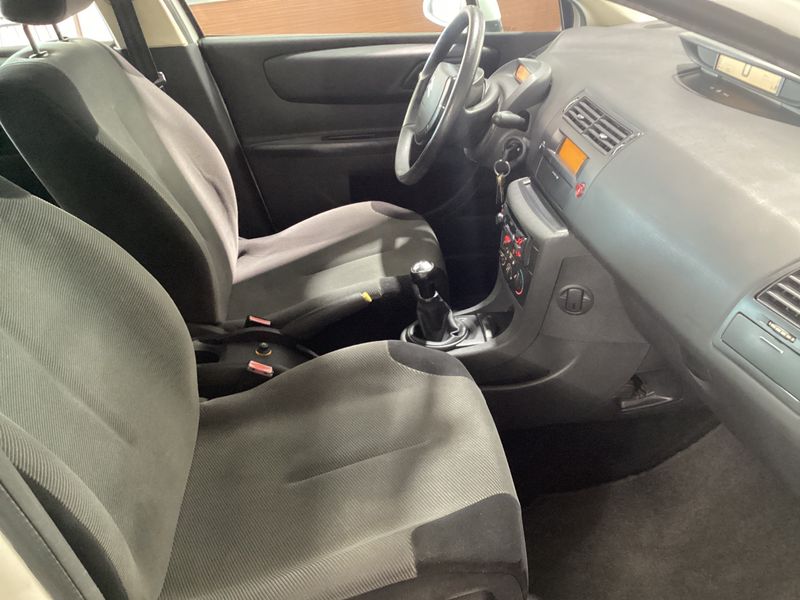 Citroen C4 1.6 SX — zdjęcie 3