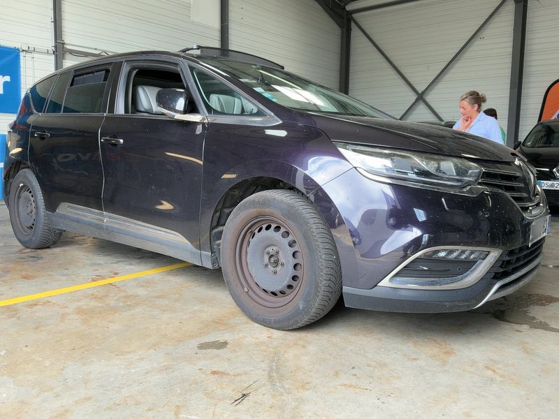Renault Espace 1.6 dCi Energy Initiale Paris 2016 – снимка 12