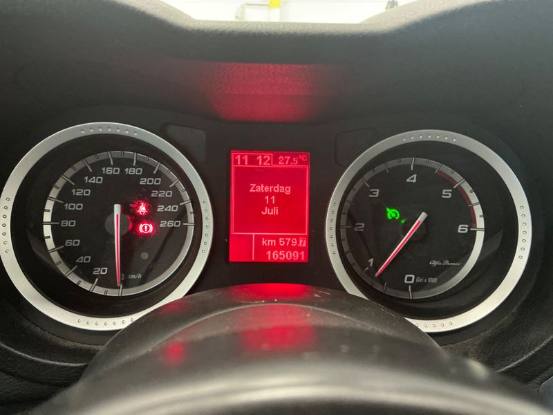Alfa Romeo Alfa 159 2.0 JTDM — zdjęcie 4