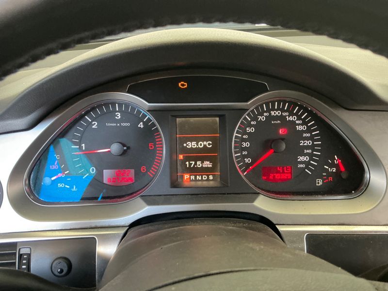 Audi A6 Allroad 3.0 V6 TDI — zdjęcie 4