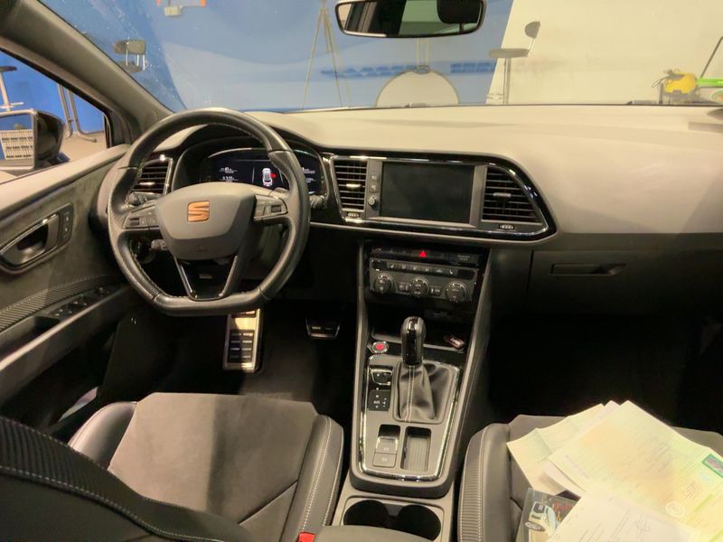 Seat Leon 2.0 TSI Cupra 300 4Drive — zdjęcie 12