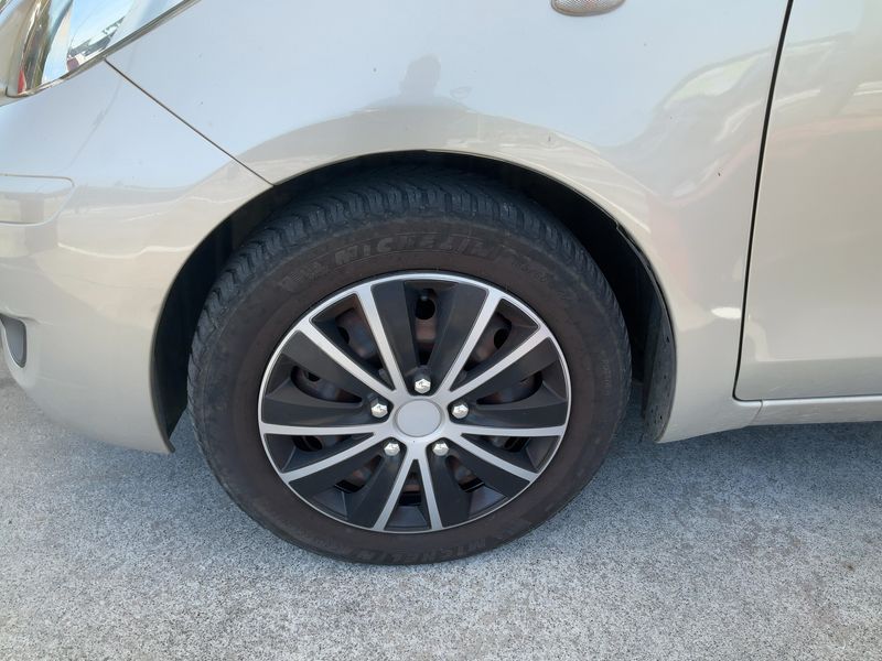 Toyota Yaris 1.33 Dual VVT-i Active 2009 – снимка 3