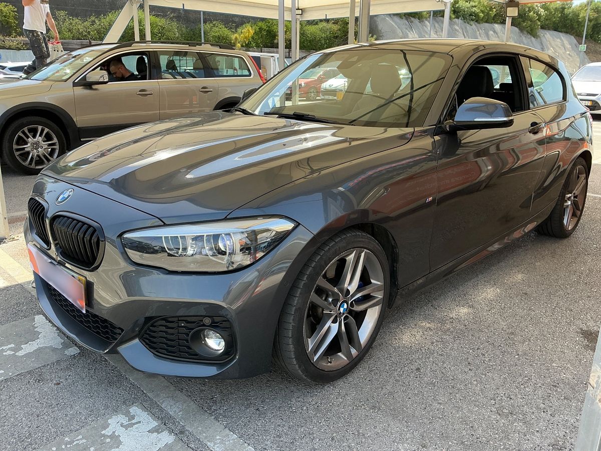 BMW 1er 2018 — photo 1
