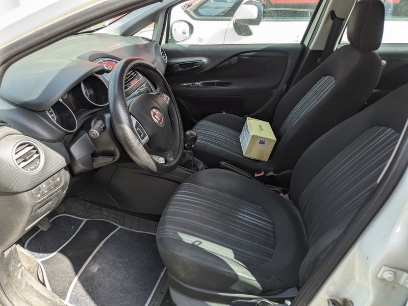 Fiat Punto Evo 1.2 MyLife — zdjęcie 10