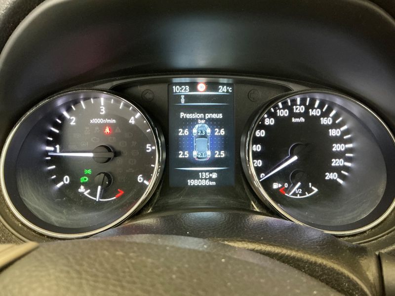 Nissan Qashqai 1.5 Turbodiesel N-Connecta 2017 – снимка 18