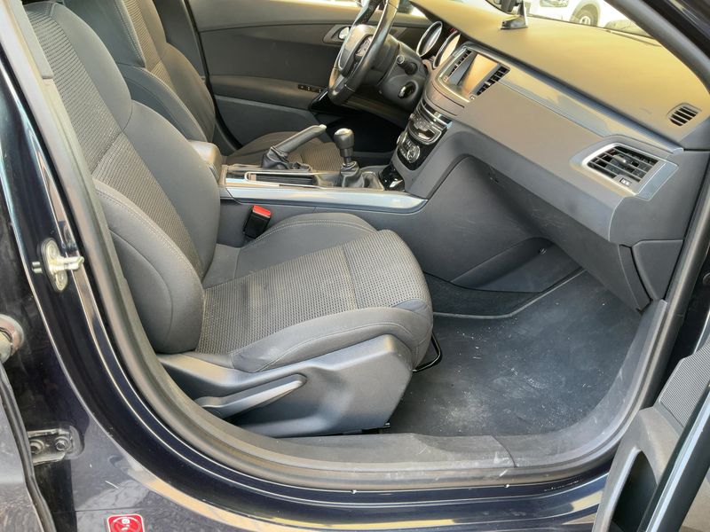 Peugeot 508 1.6 Blue-HDi Active 2015 – снимка 16