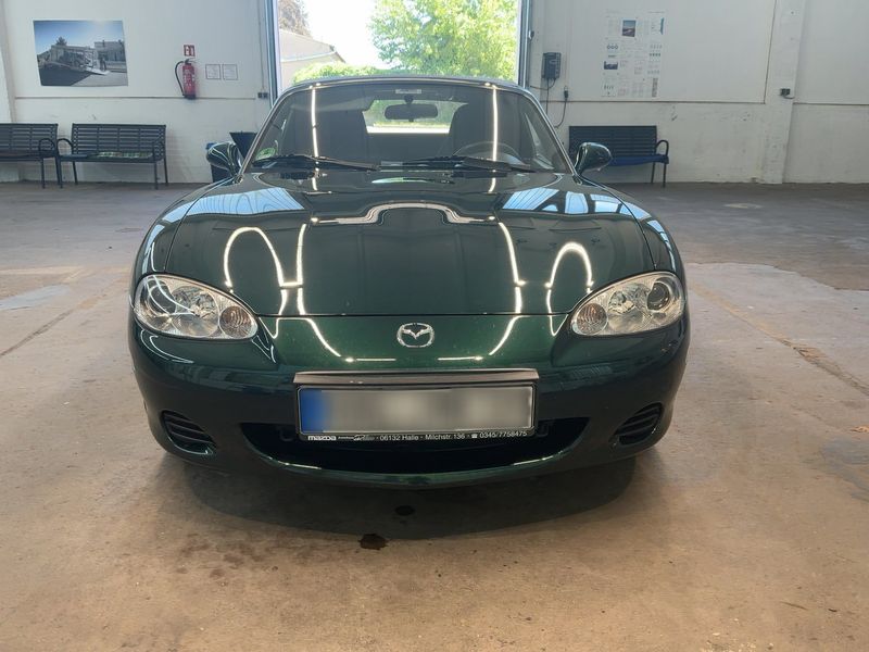 Mazda MX-5 1.6 Roadster — zdjęcie 9