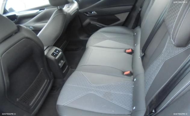 DS Automobiles DS4 1.2 PureTech Trocadero — zdjęcie 12