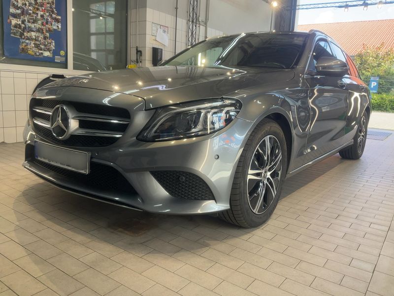 Mercedes-Benz C-Klasse C 220 d T Avantgarde 2020 – снимка 2