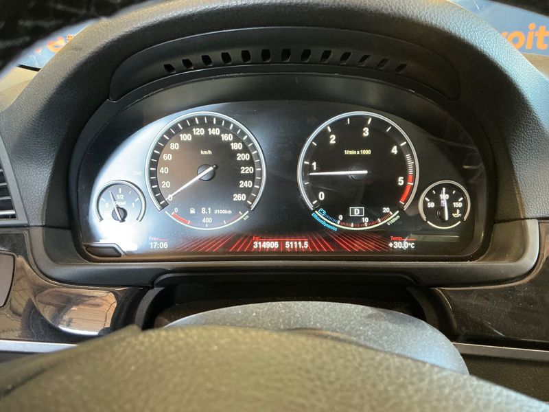 BMW 5er 530d 2011 – снимка 18