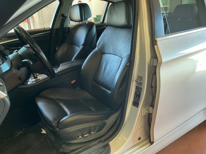 BMW 5er 530d 2011 – снимка 29