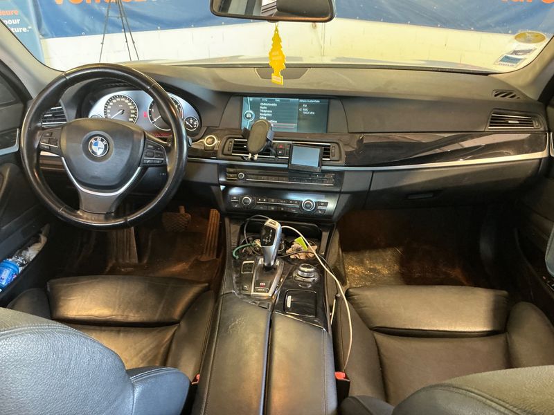 BMW 5er 530d 2011 – снимка 17
