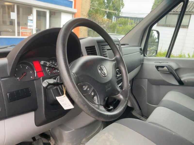 Volkswagen Crafter 2.0 TDI Kasten 35 mittlerer Radstand mit Hochdach — zdjęcie 12