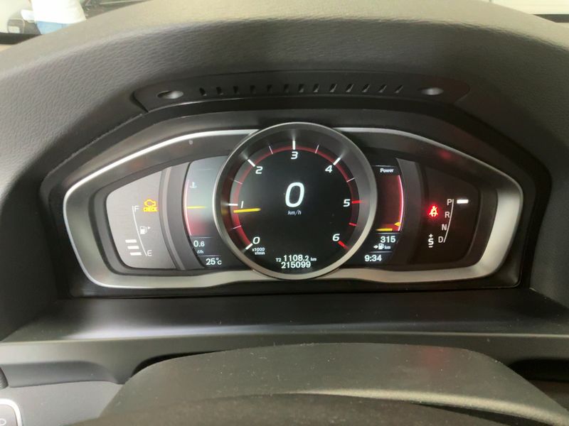 Volvo S60 2.0 D3 Momentum — zdjęcie 13