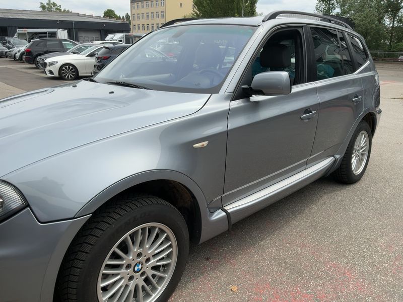 BMW X3 3.0i — zdjęcie 2