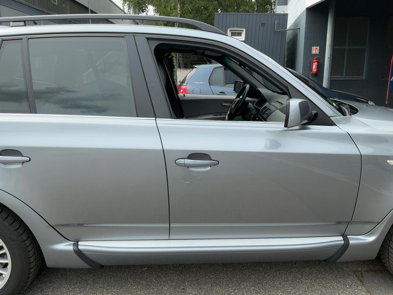 BMW X3 3.0i — zdjęcie 7