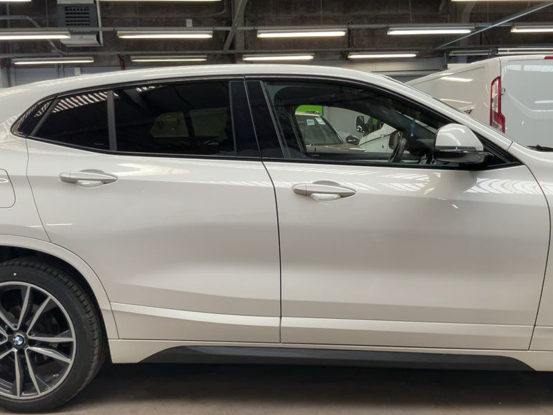 BMW X2 sDrive 18d M Sport — zdjęcie 7