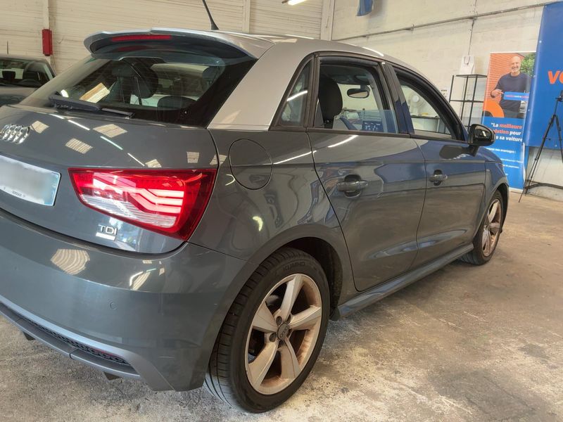 Audi A1 Sportback 1.4 TDI Ambiente — zdjęcie 6