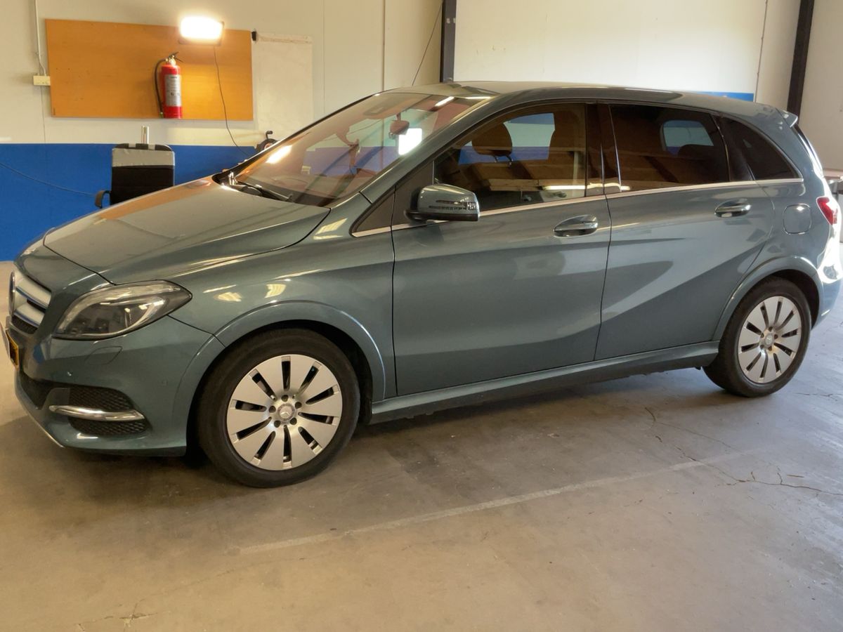 Mercedes-Benz B-Klasse B 250e Electric Drive Standard