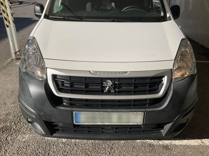 Peugeot Partner 1.6 Blue-HDi L2 Komfort Plus 2018 – снимка 28
