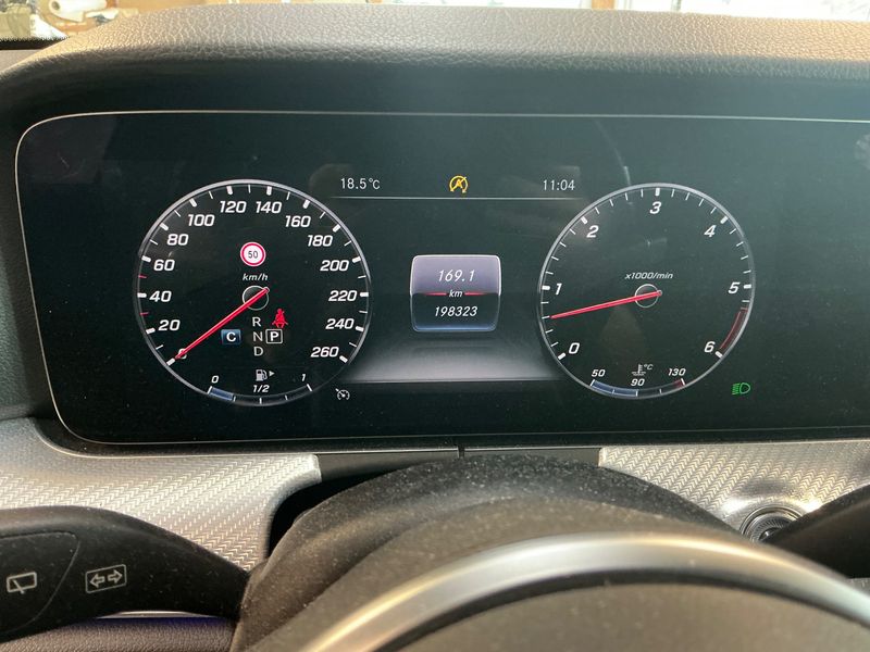 Mercedes-Benz E-Klasse E 400 d T 4Matic Avantgarde 2020 – снимка 19