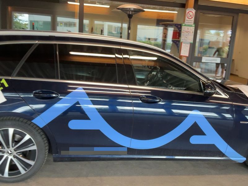 Mercedes-Benz E-Klasse E 400 d T 4Matic Avantgarde 2020 – снимка 10