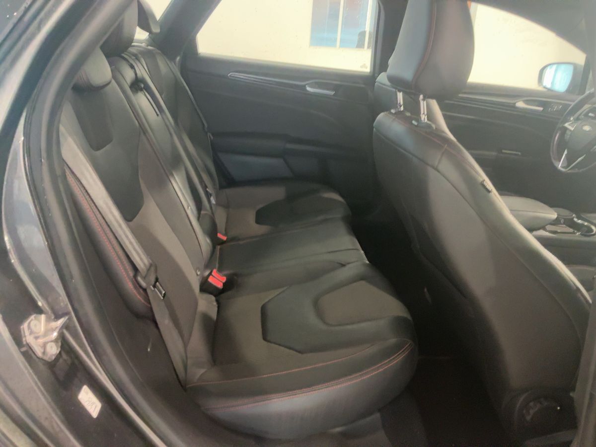 Ford Mondeo 2019 — photo 21