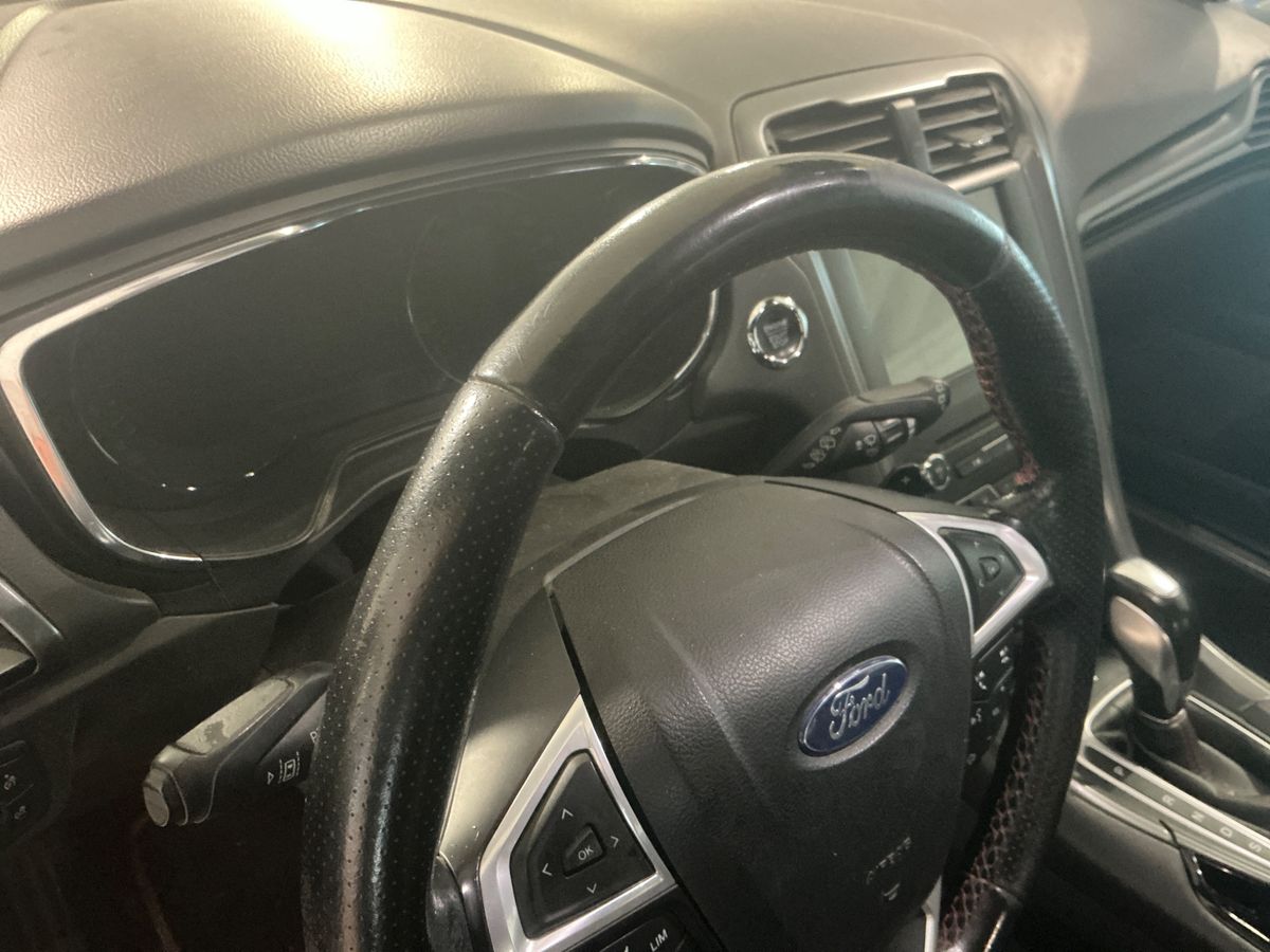Ford Mondeo 2019 — photo 30