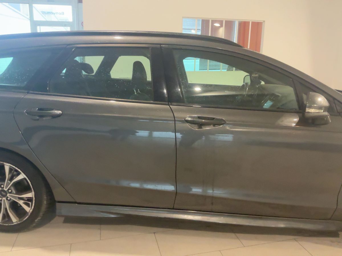 Ford Mondeo 2019 — photo 11