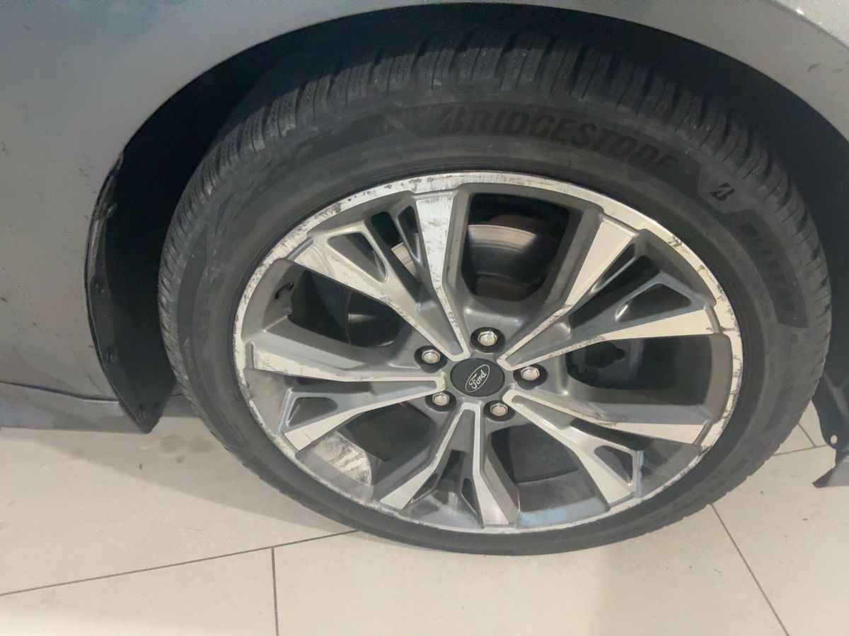Ford Mondeo 2019 — photo 12