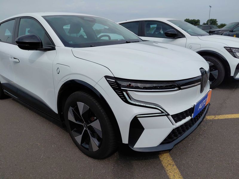 Renault Megane E-Tech electric drive 96 kW Equilibre — zdjęcie 6