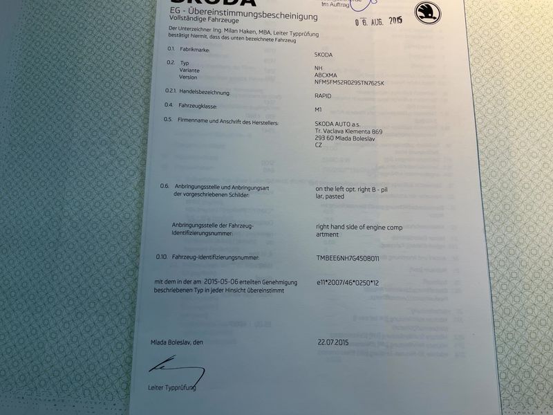 Skoda Rapid Spaceback 1.6 TDI EmotionPlus — zdjęcie 16