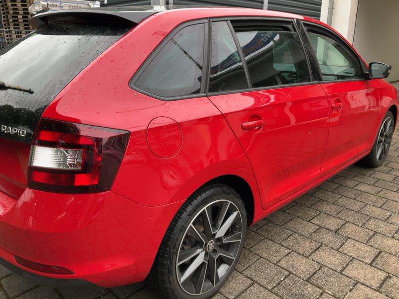 Skoda Rapid Spaceback 1.6 TDI EmotionPlus — zdjęcie 6