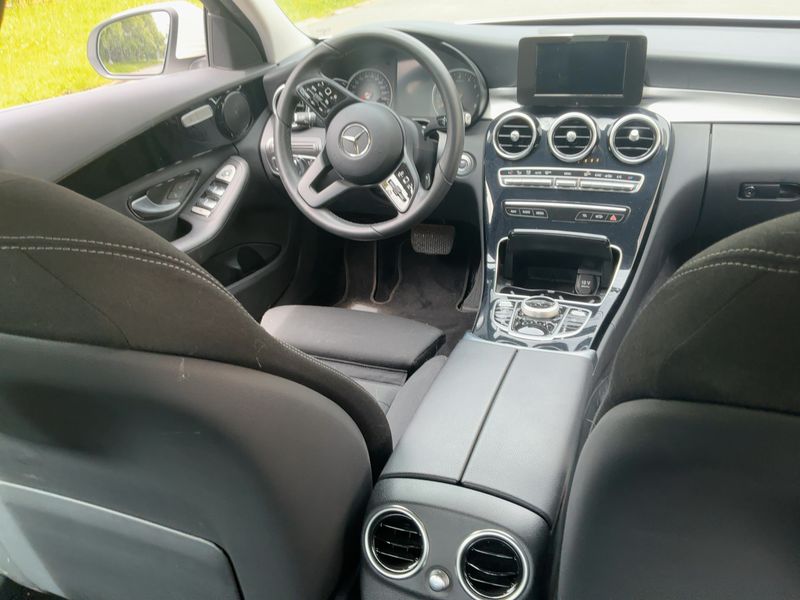 Mercedes-Benz C-Klasse C 180 CGI — zdjęcie 12