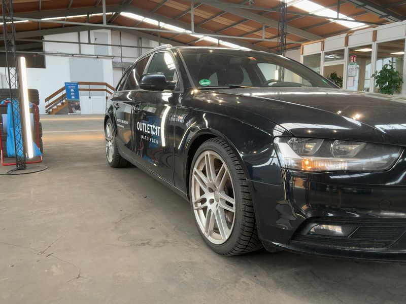 Audi A4 2.0 TDI S line Sportpaket plus 2012 – снимка 12